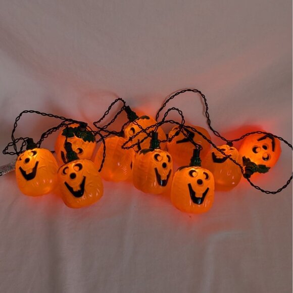 Vtg Halloween Blow Mold Pumpkin Jack O Lantern Indoor Light String Tested - Picture 1 of 8